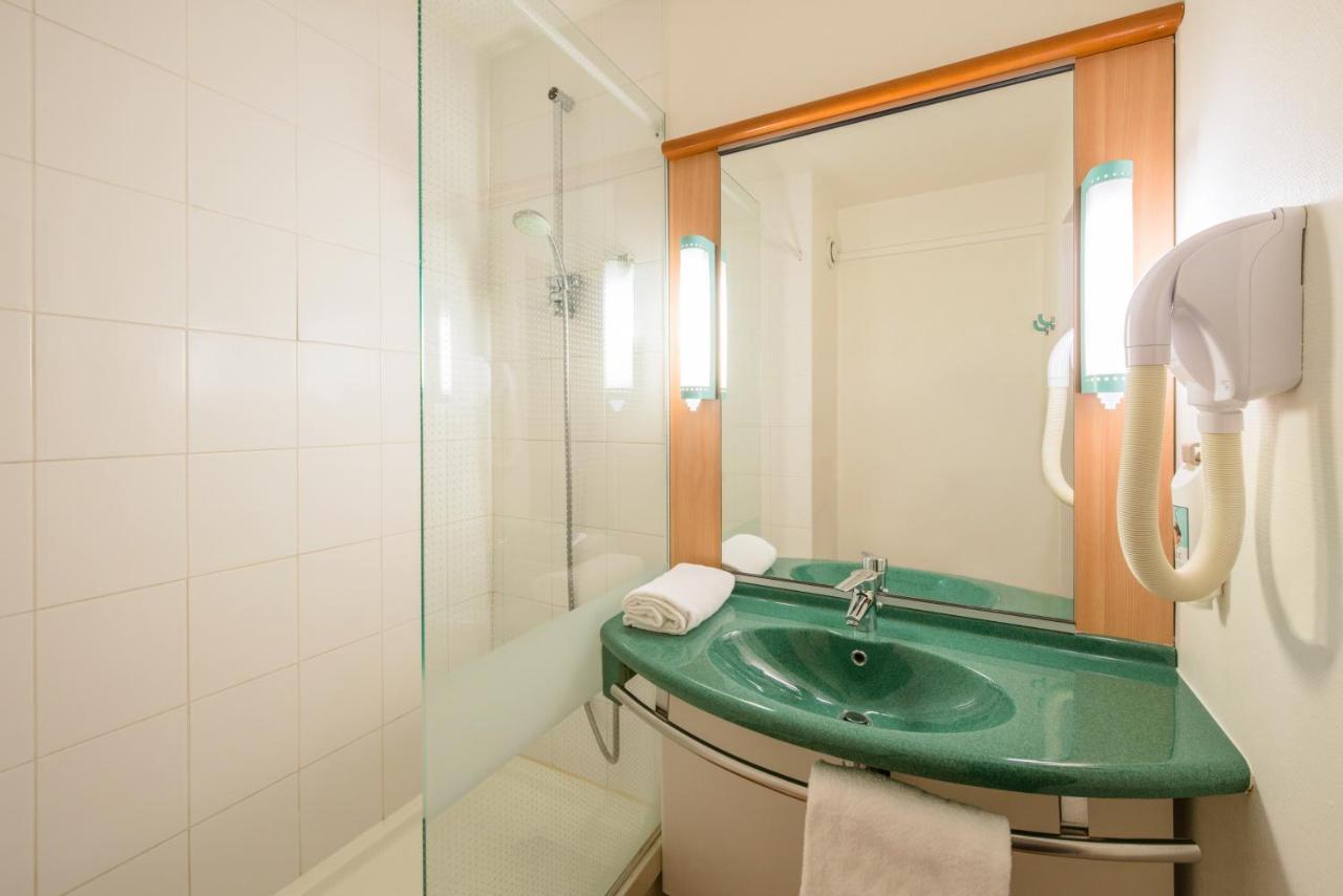 Ibis Saint Rambert D'Albon Hotel Bagian luar foto