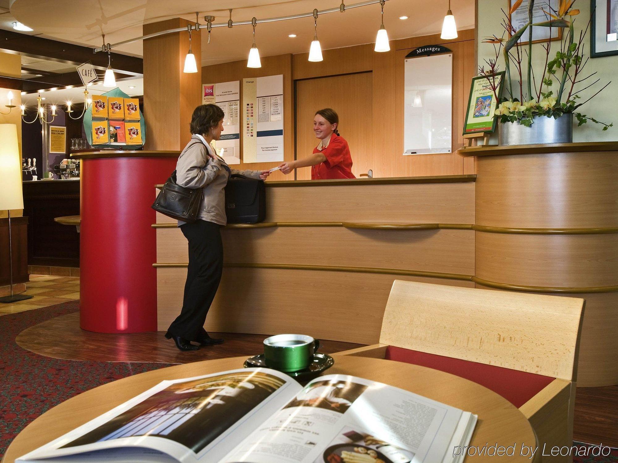 Ibis Saint Rambert D'Albon Hotel Bagian luar foto